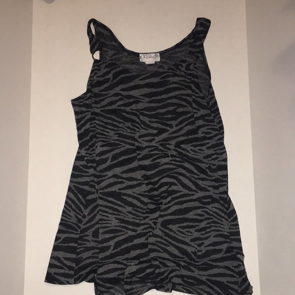 J Vivaldi Gray and Black Zebra Print Tank Top | 1X